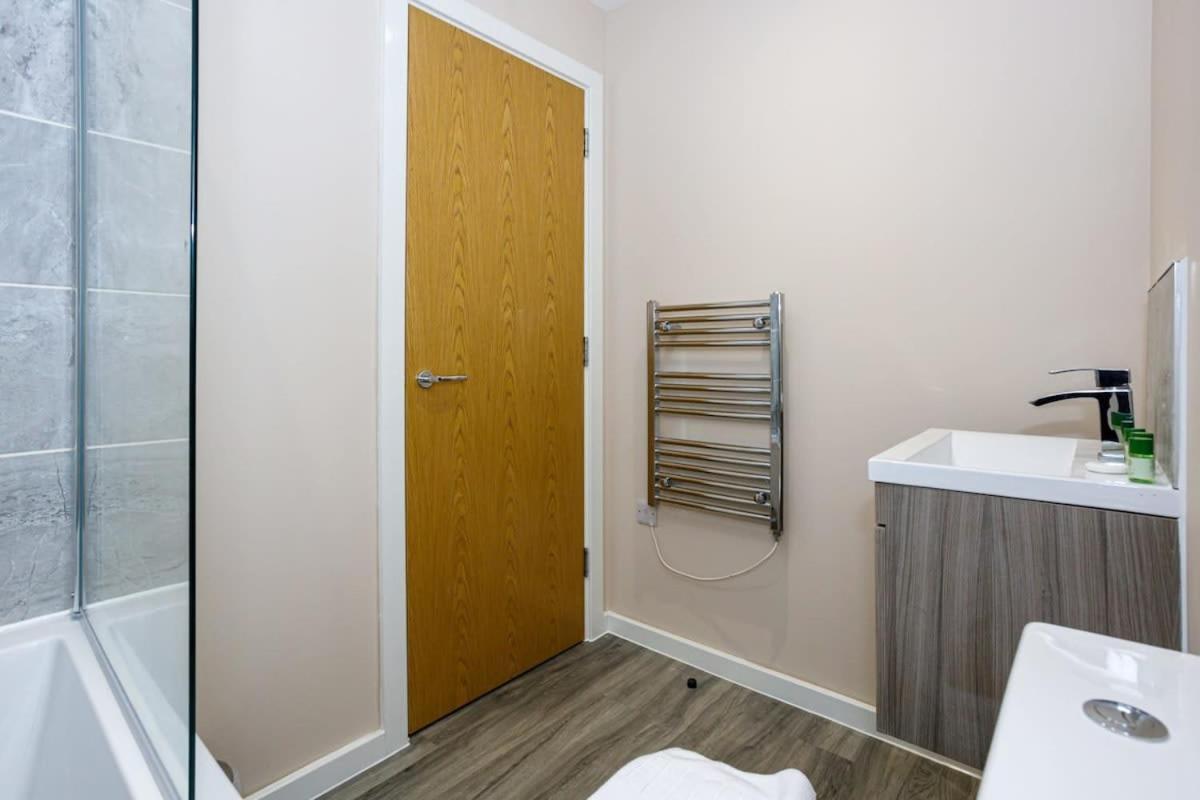 Modern 1 Bedroom Apartment, Manchester Exteriér fotografie