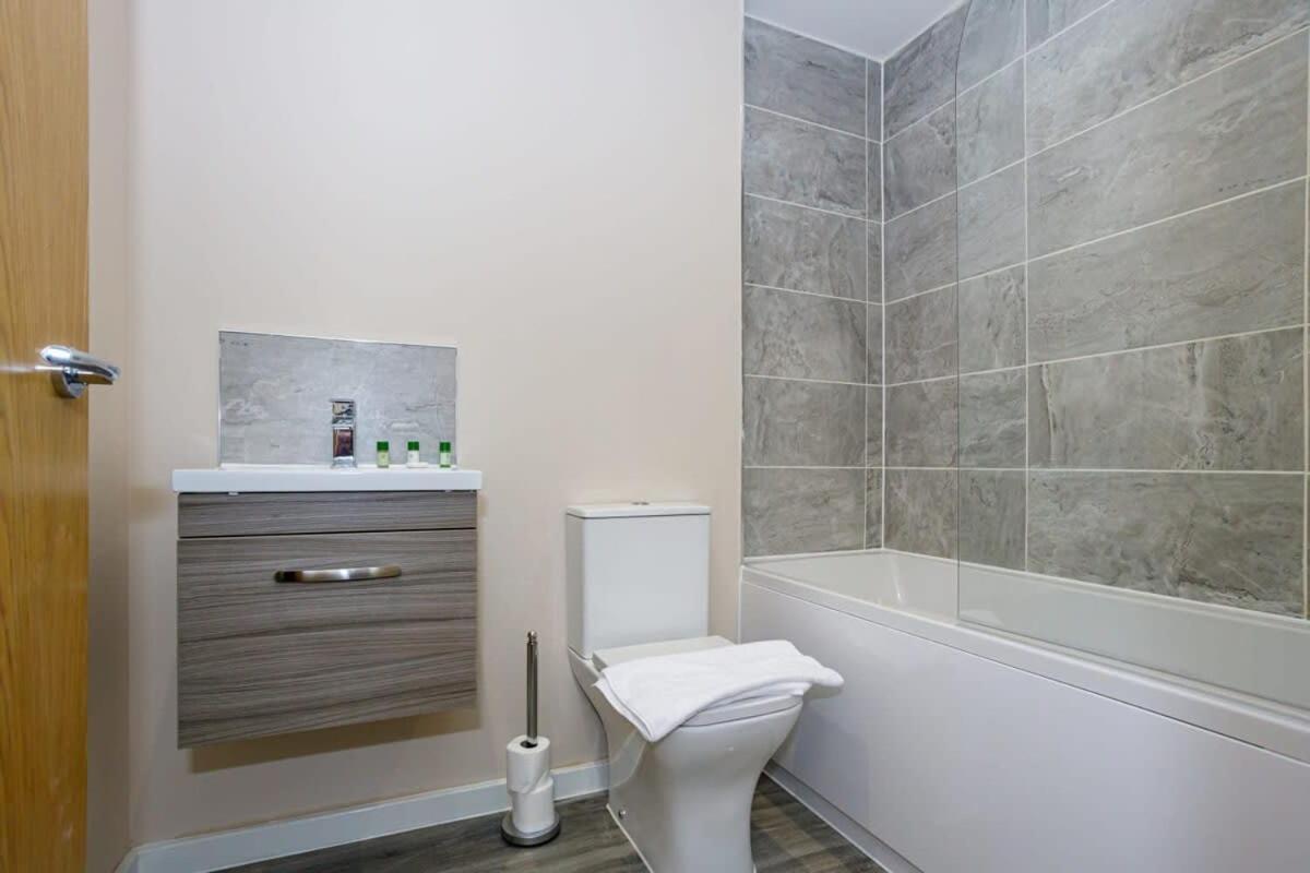 Modern 1 Bedroom Apartment, Manchester Exteriér fotografie
